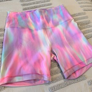 Lululemon Psychedelic Dye